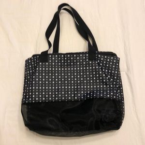 Thirty One Insulated Sand and Shore Tote